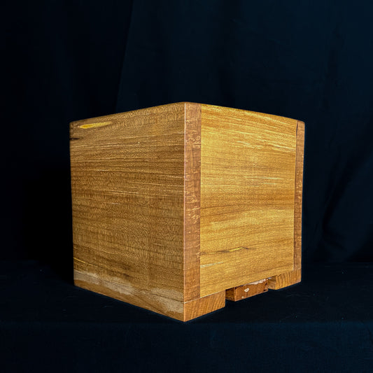 Rock Maple Cube Vase